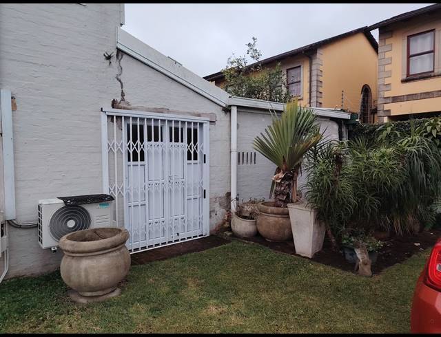 3 BEDROOM TOWNHOUSE TO LET IN ASHLEY